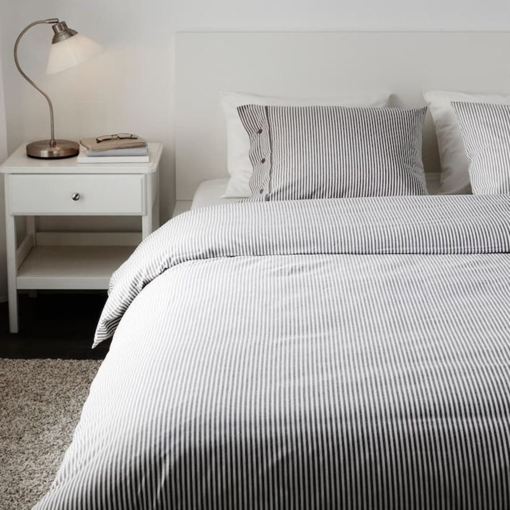 IKEA - Nyponros Duvet Cover Full/Queen